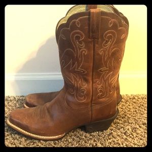 Ariat cowboy boots